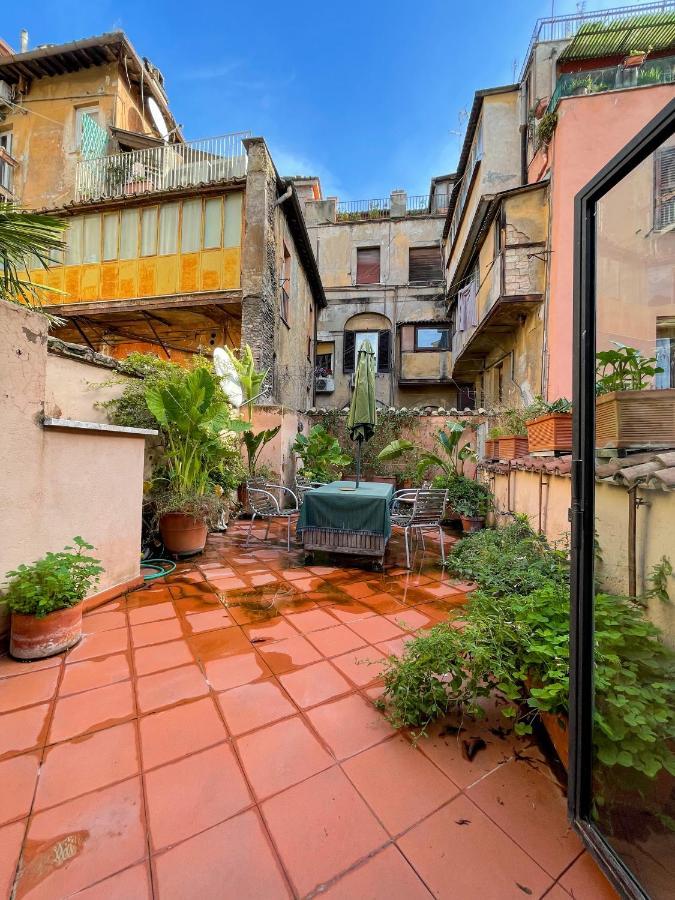 La Pigna Boutique Apartment Рим Экстерьер фото